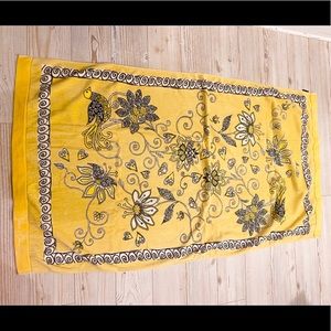 VERA BRADLEY large beach towel